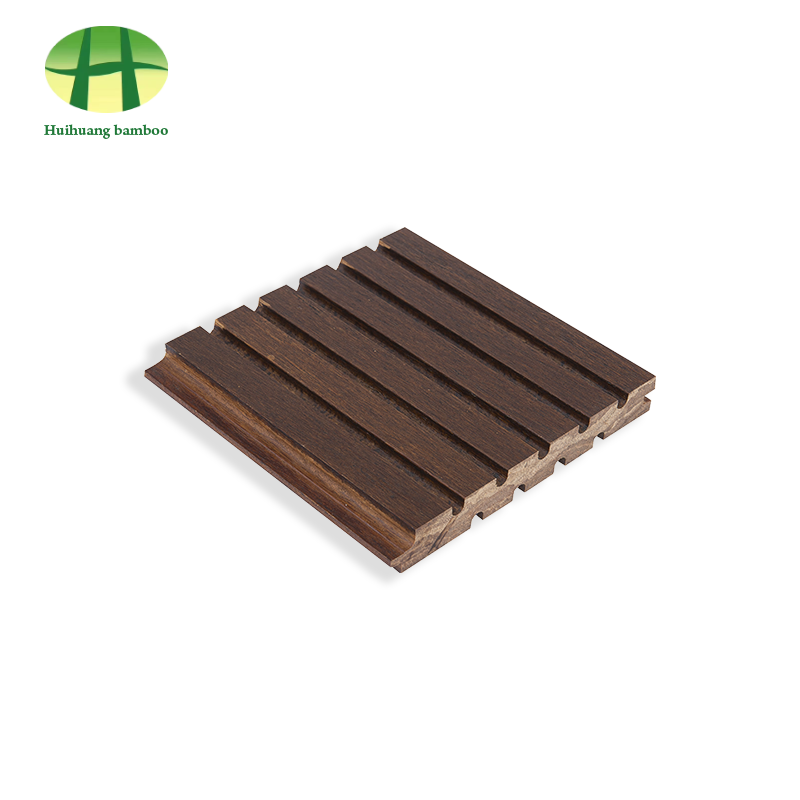 Stort rillet bambusgulv